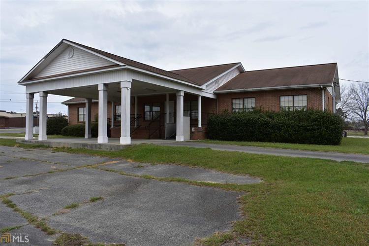 1806 Edwina Dr, Vidalia, GA 30474